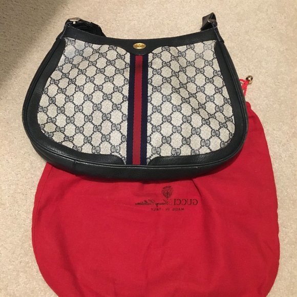 Gucci Handbags - Vintage Gucci Logo Shoulder Bag VGUC